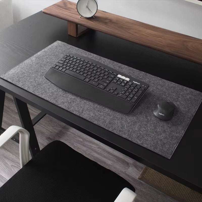 Vantage Luxe™ - Premium Felt Minimalist Desk Mat