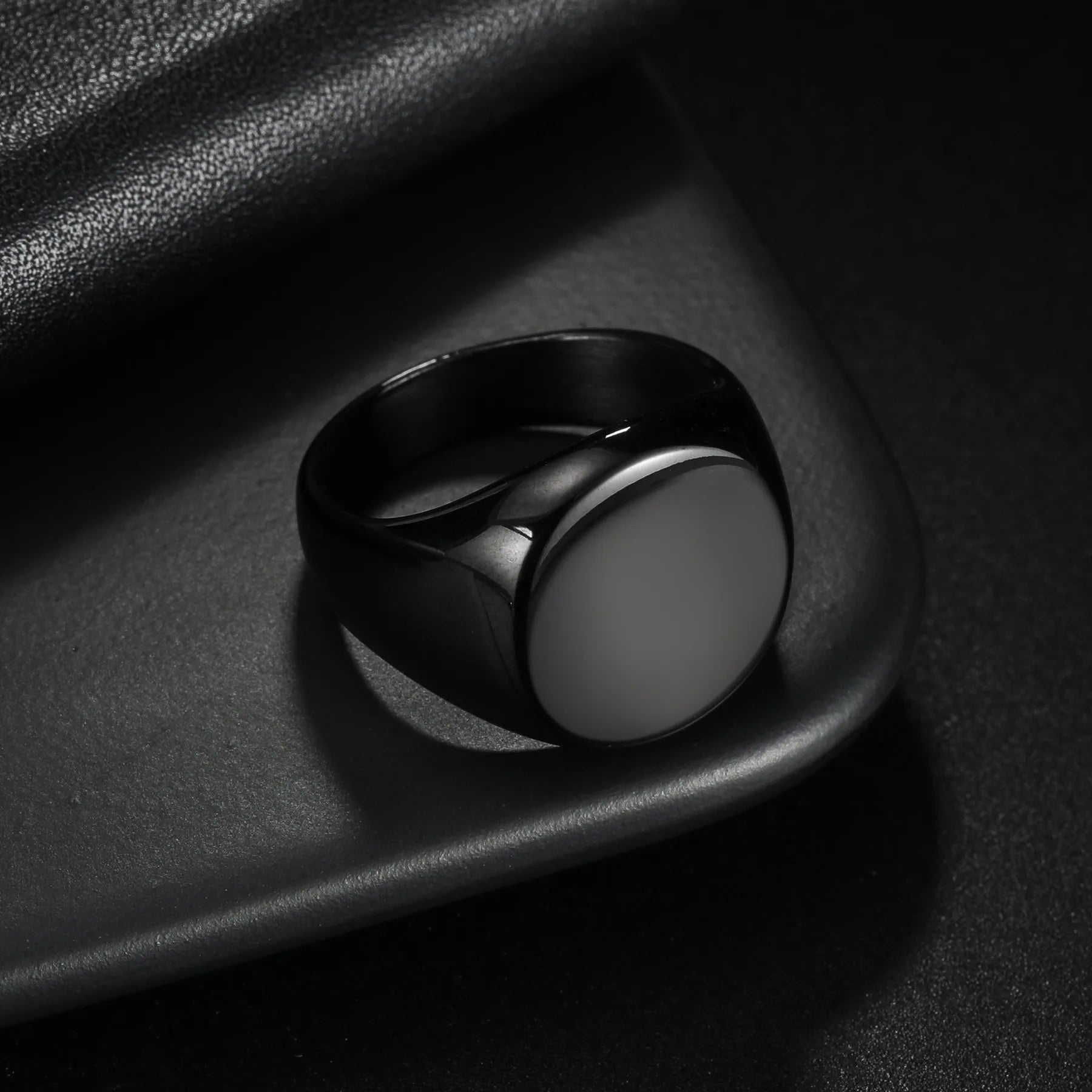 Iconic Core Ring