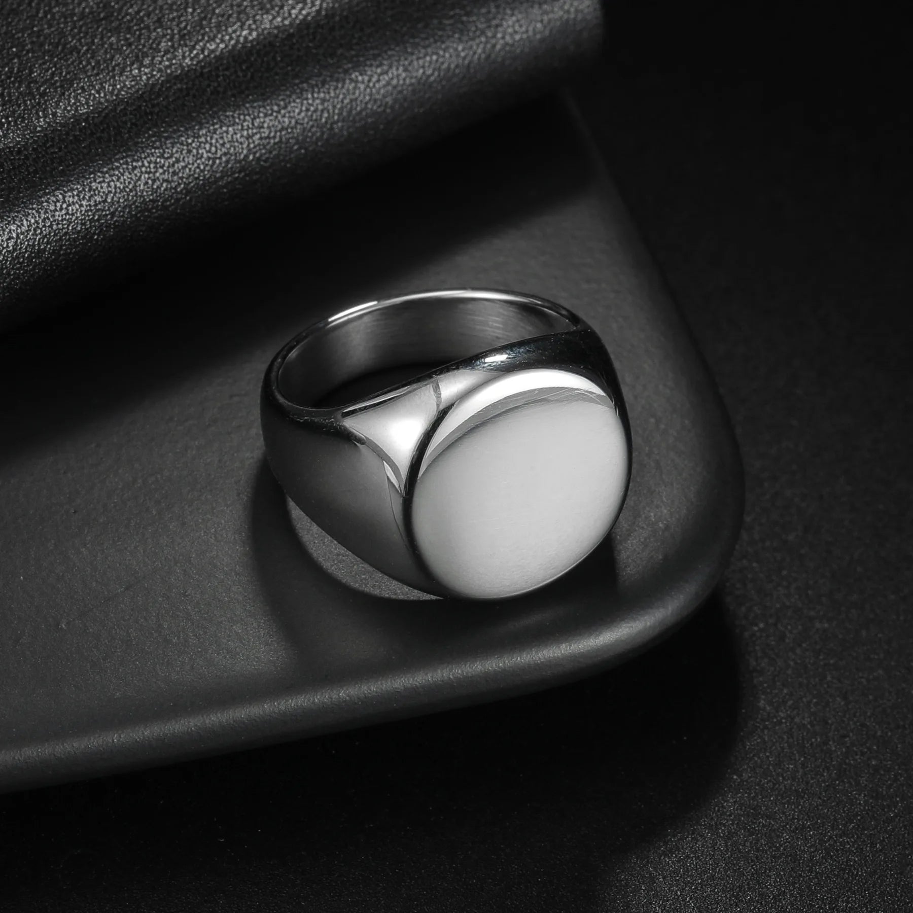Iconic Core Ring