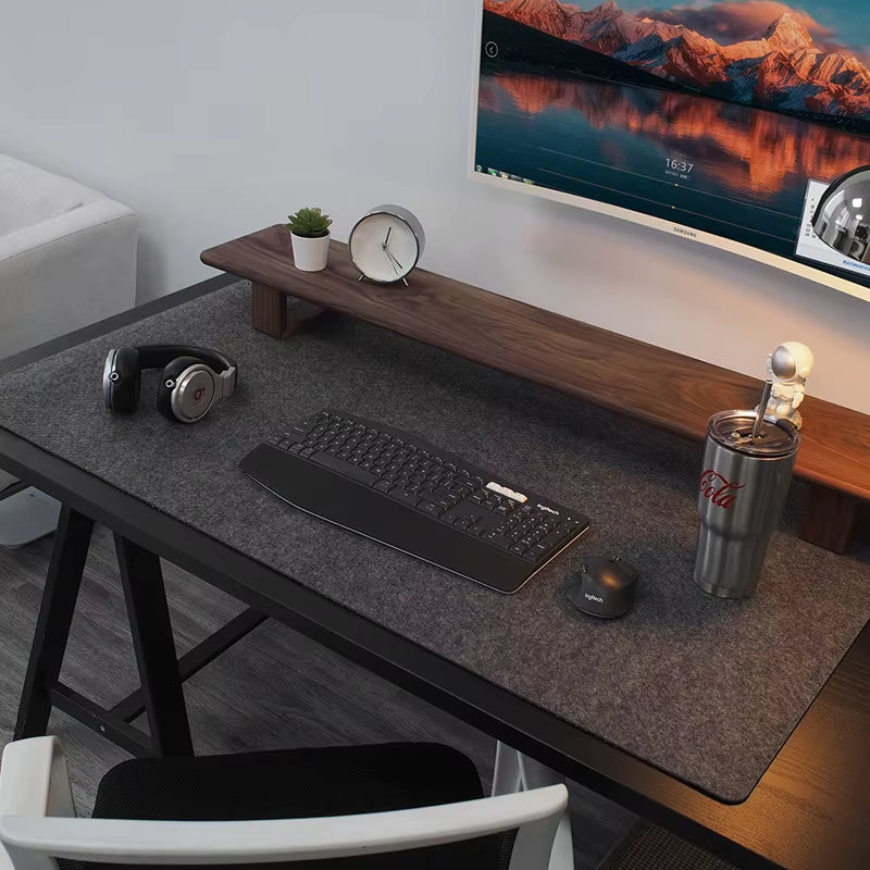 Vantage Luxe™ - Premium Felt Minimalist Desk Mat